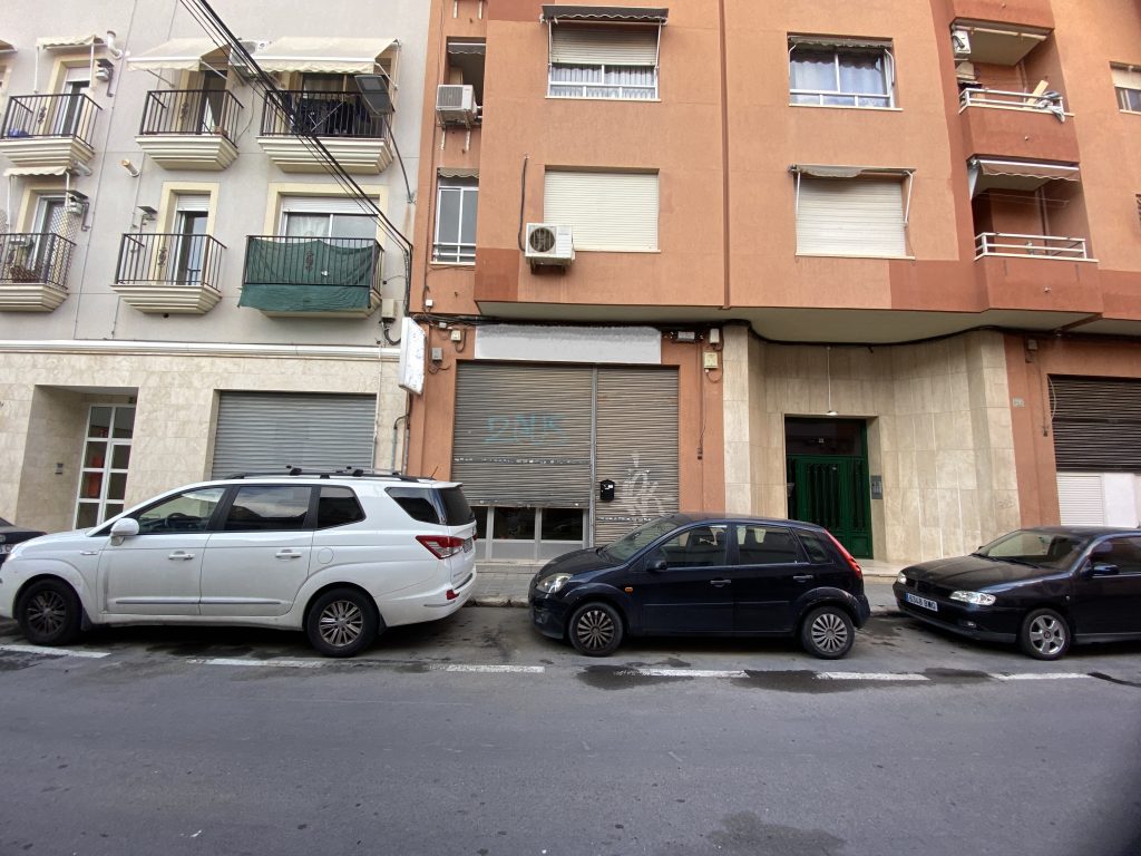 20250128_085113381_iOS-1024x768 INVERSIÓN: LOCAL COMERCIAL CON NAYA.