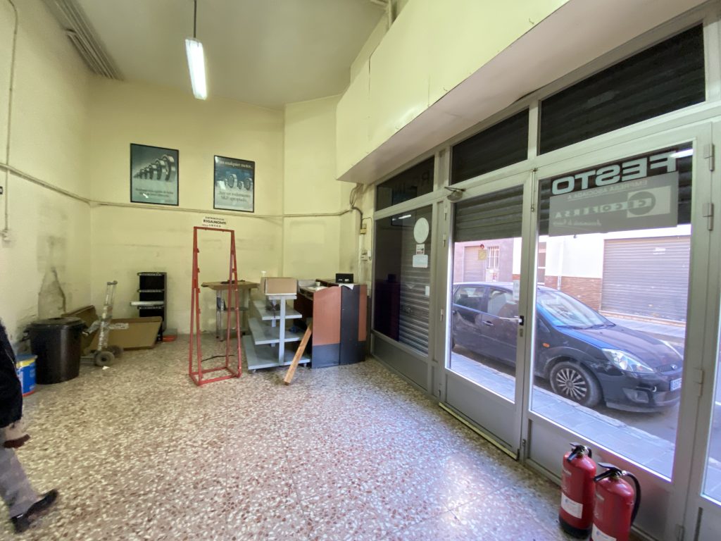 20250128_092757896_iOS-1024x768 INVERSIÓN: LOCAL COMERCIAL CON NAYA.