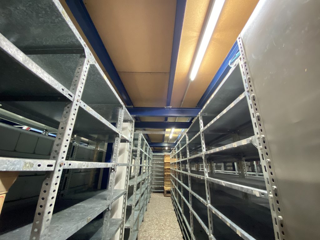 20250128_093217366_iOS-1024x768 INVERSIÓN: LOCAL COMERCIAL CON NAYA.