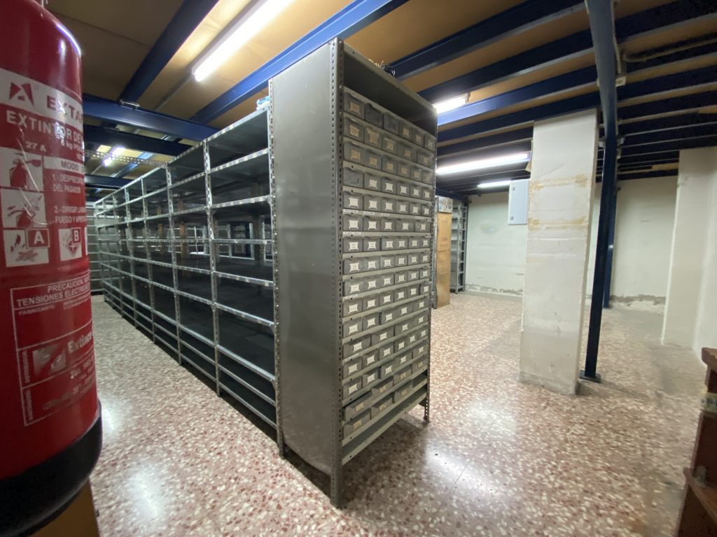 20250221_145956432_iOS-1024x768 INVERSIÓN: LOCAL COMERCIAL CON NAYA.