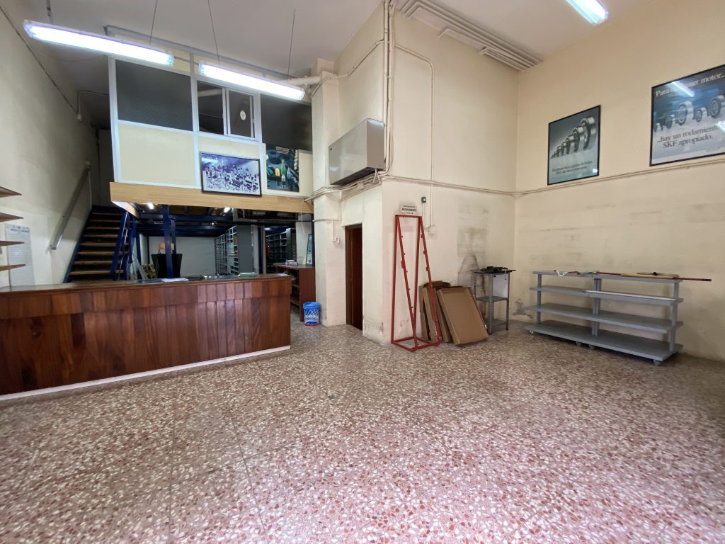 20250221_150205368_iOS-1024x768 INVERSIÓN: LOCAL COMERCIAL CON NAYA.