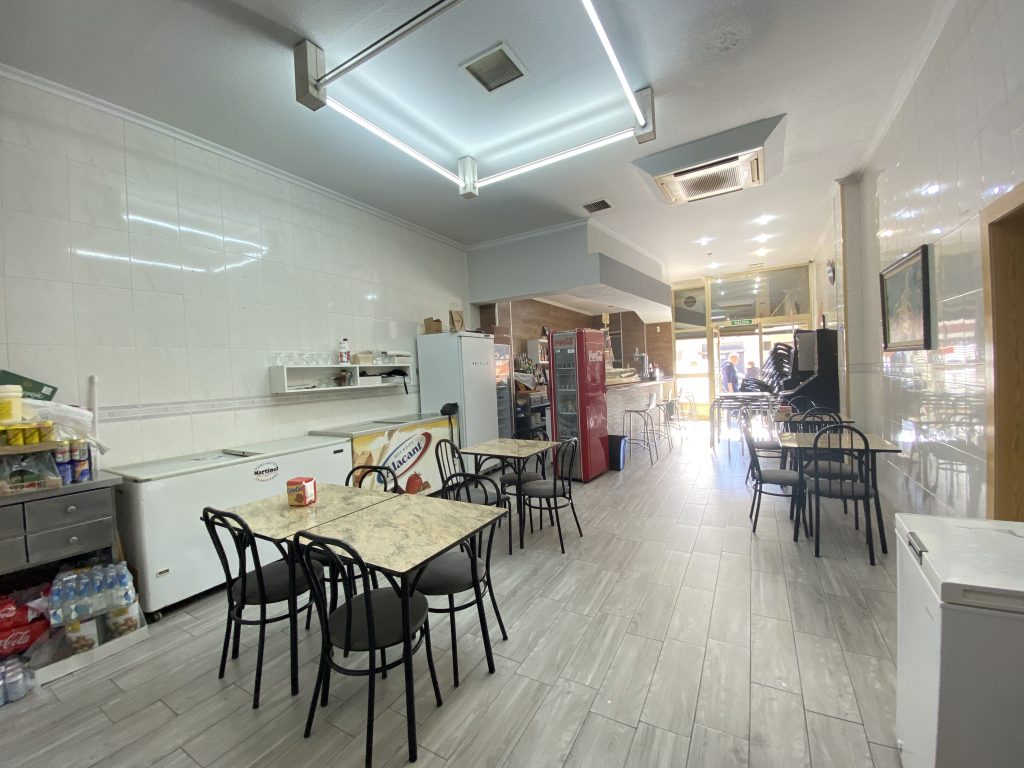 IMG_4087-1024x768 LOCAL RESTAURANTE POR JUBILACIÓN EN TORRELLANO