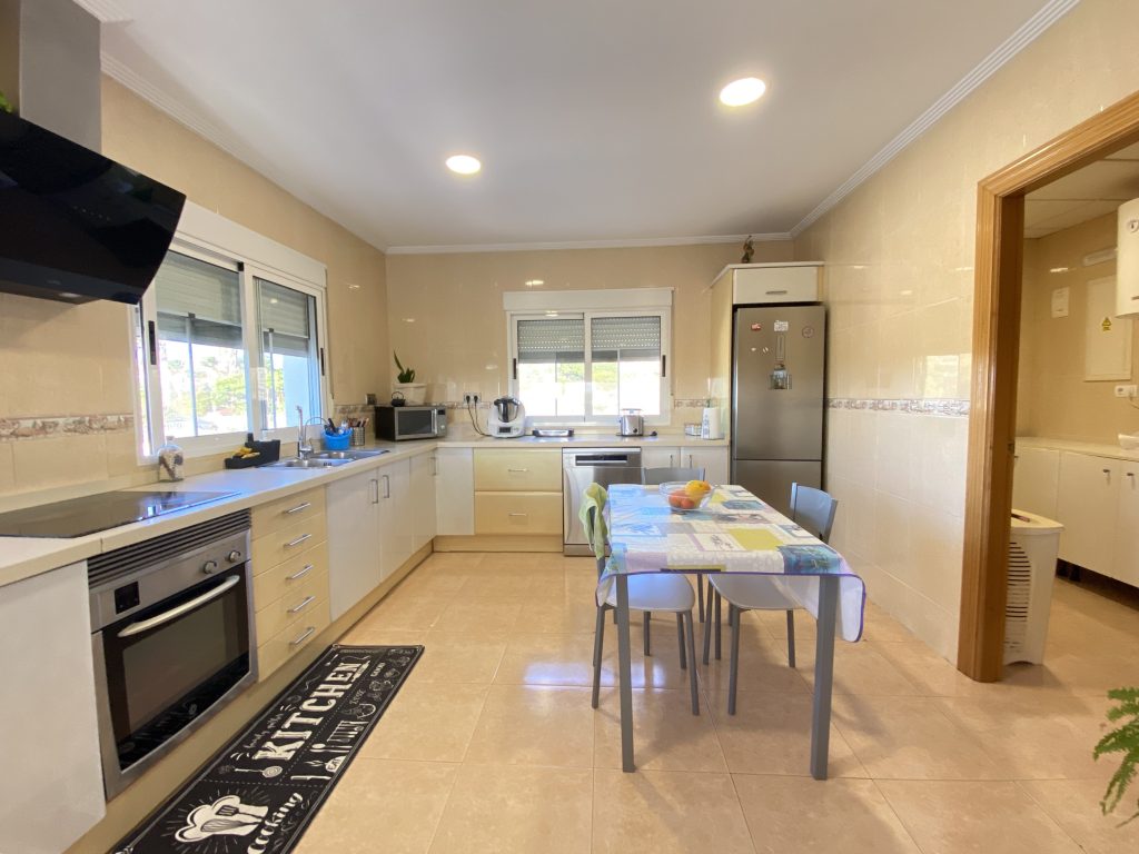 IMG_4179-1-1024x768 CHALET CON 4 DORMITORIOS EN VALLE DEL SOL