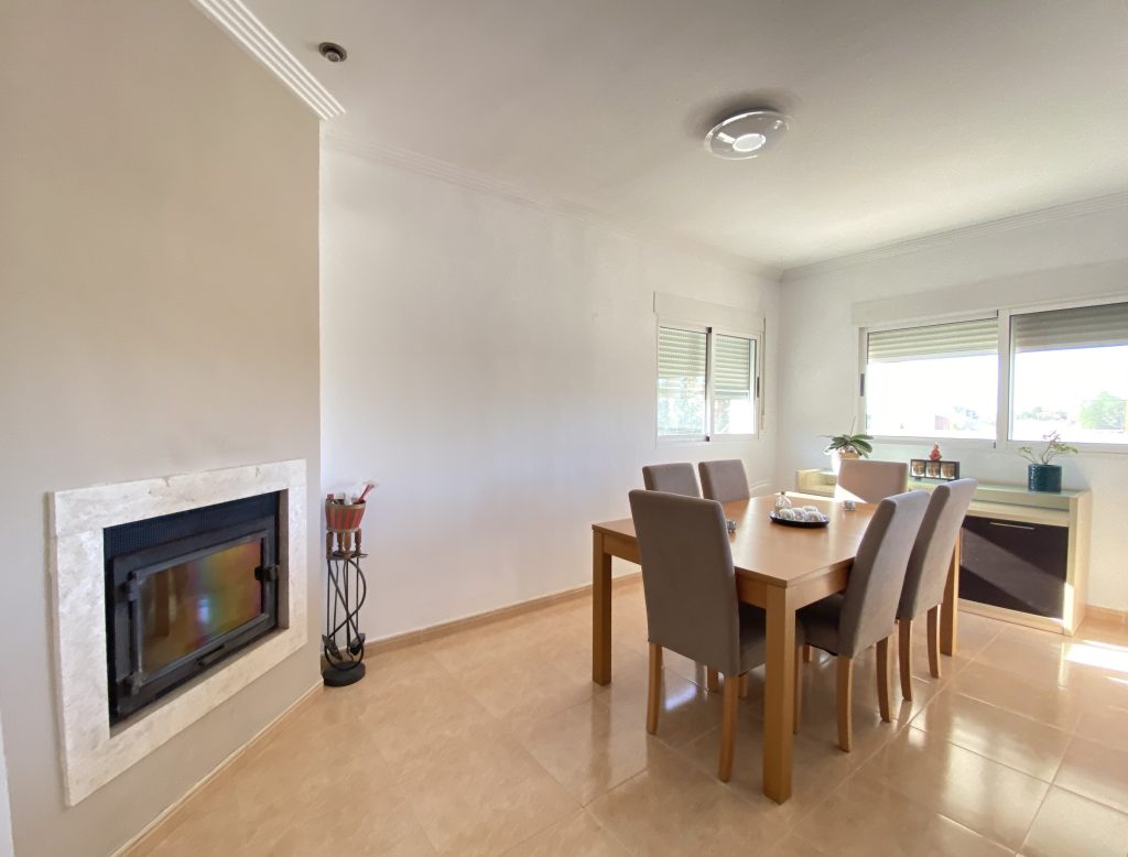 IMG_4185-2-1024x778 CHALET CON 4 DORMITORIOS EN VALLE DEL SOL