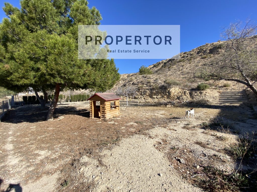 IMG_4212-1024x768 CHALET CON 4 DORMITORIOS EN VALLE DEL SOL